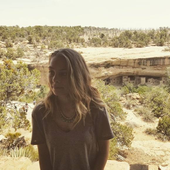 Meet your Posher, Taylor - Picture 1 of 1